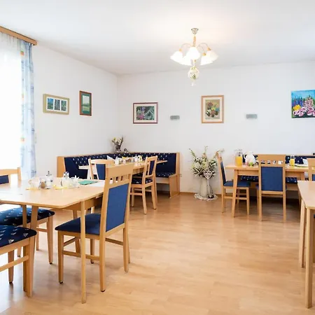 Schliesselberger فندق مبيت وإفطار